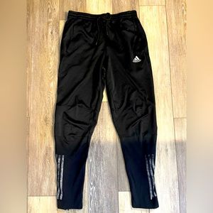 Adidas soccer sweatpant jogger
